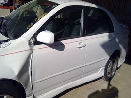 2004 TOYOTA COROLLA. WHITE, S MODEL, 1.8L, AT.  Z26282